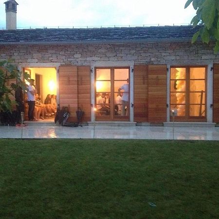 Villa Poropati, Groznjan, Istria - Luxury Countryside Estate For Up To 19 Persons - Large Pool Of 80M2 With Kids Section 外观 照片